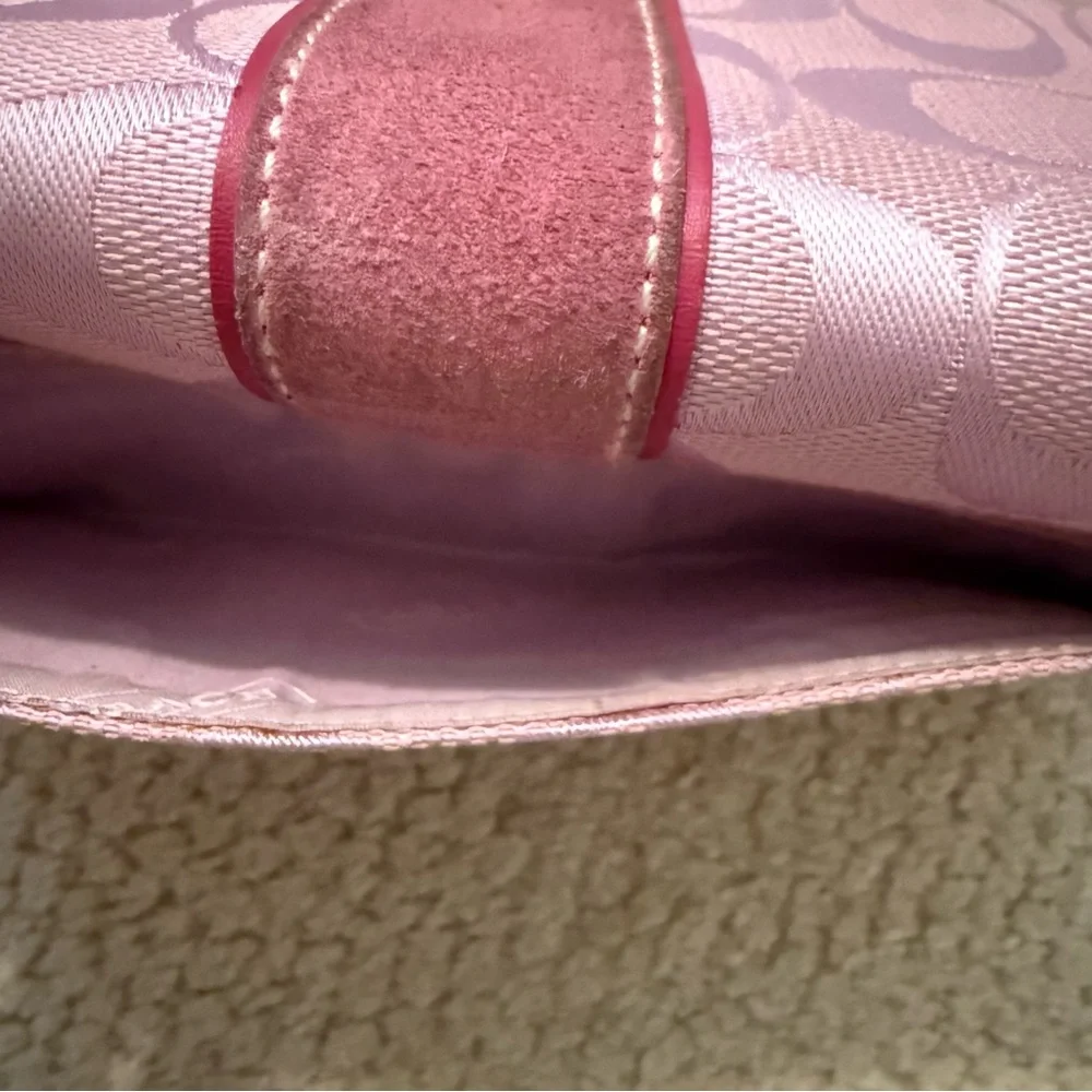 COACH Pink Signature C Monogram Canvas French Flap Bifold Wallet Suede Strap Y2K - Picture 6 of 6